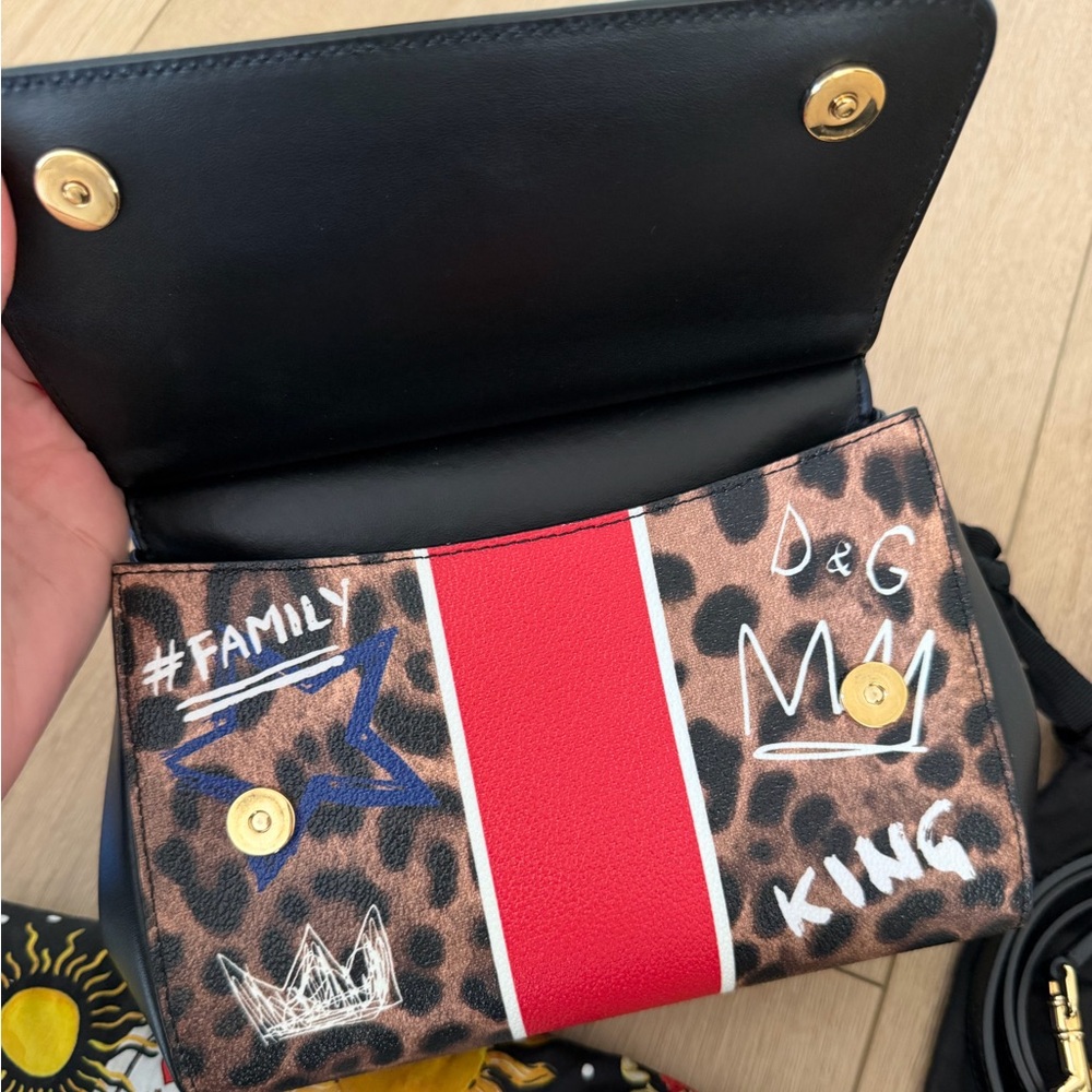Dolce & Gabbana Graffiti Leopard Print Small Sicily Top Handle Bag - Picture 4 of 7